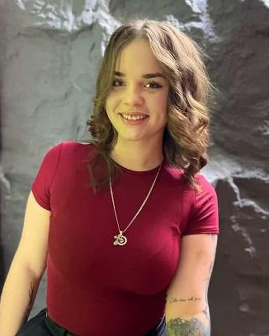 AG-FS-00107 Donor profile photograph