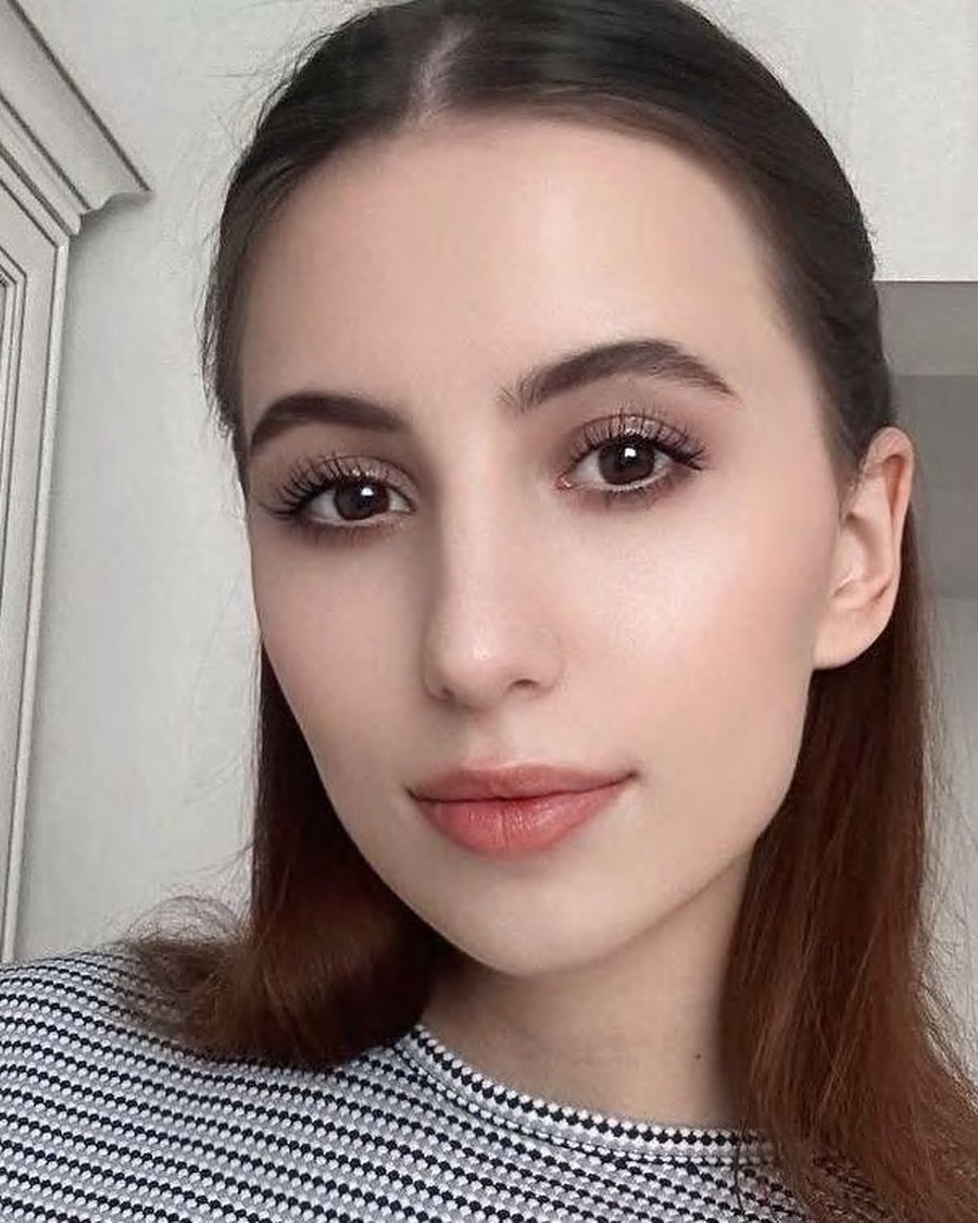 J-FS-GA00030 Donor profile photograph