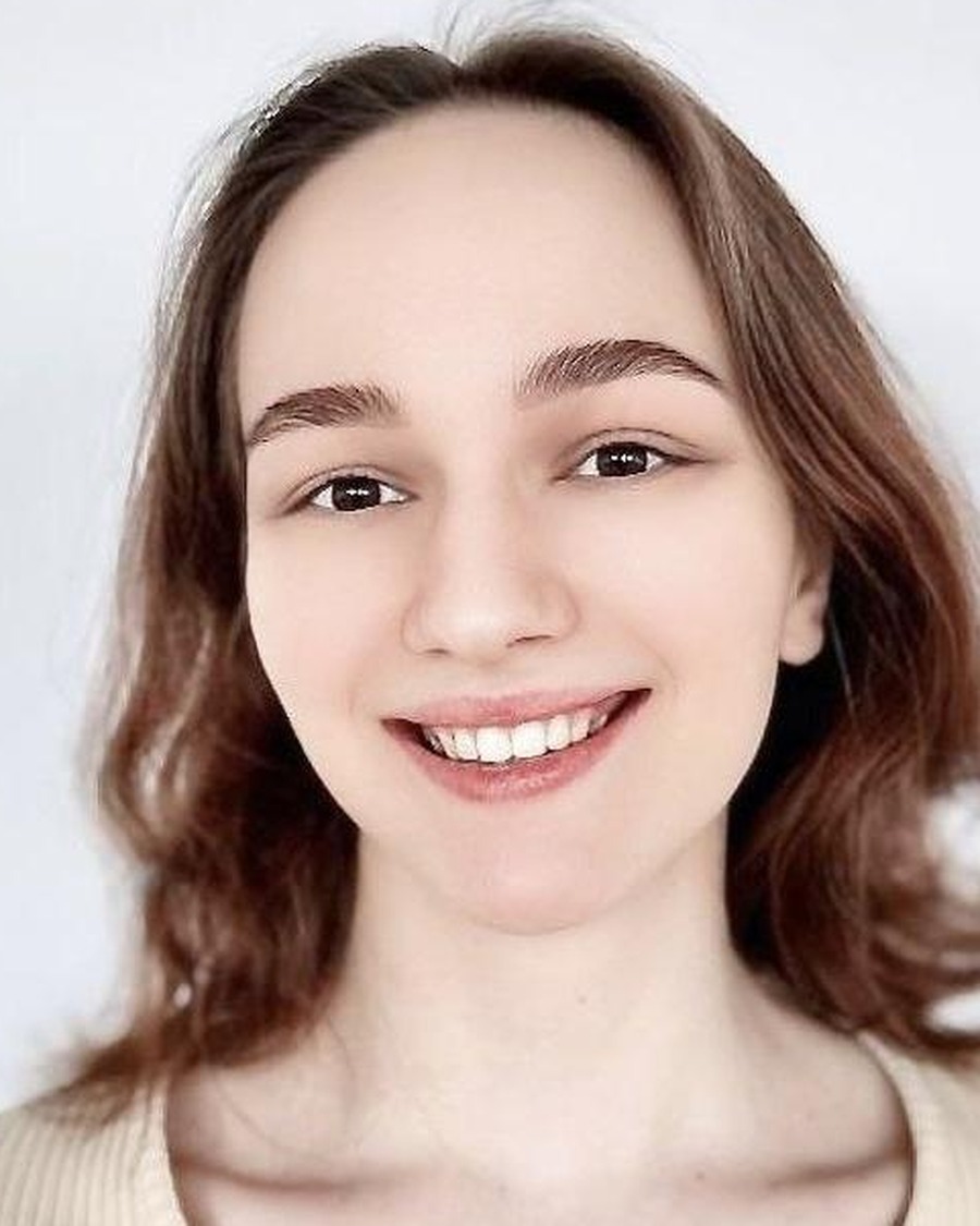 J-FS-GA00091 Donor profile photograph