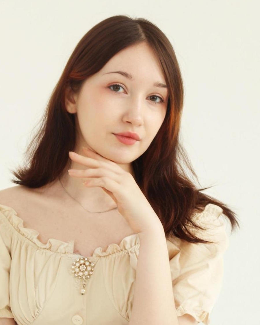 J-JM-JM00139 Donor profile photograph